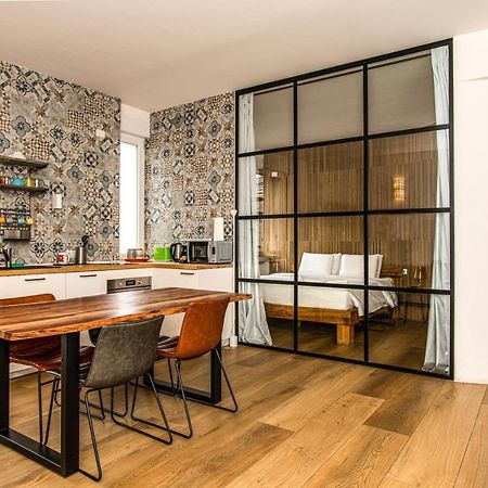Luxury Flat By Central Station / Unique View Милано Екстериор снимка